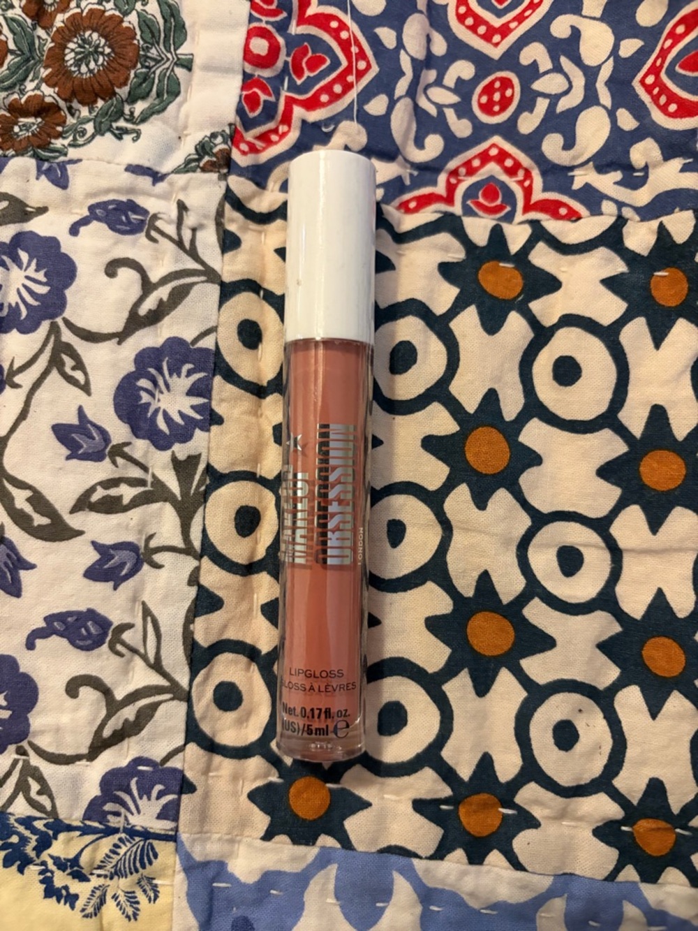 Makeup obsession lip gloss